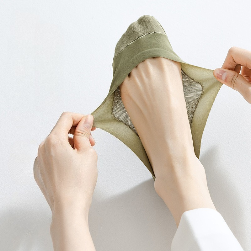1 pair Ice Silk No Show Liner  - Heel Liner Grip review and price